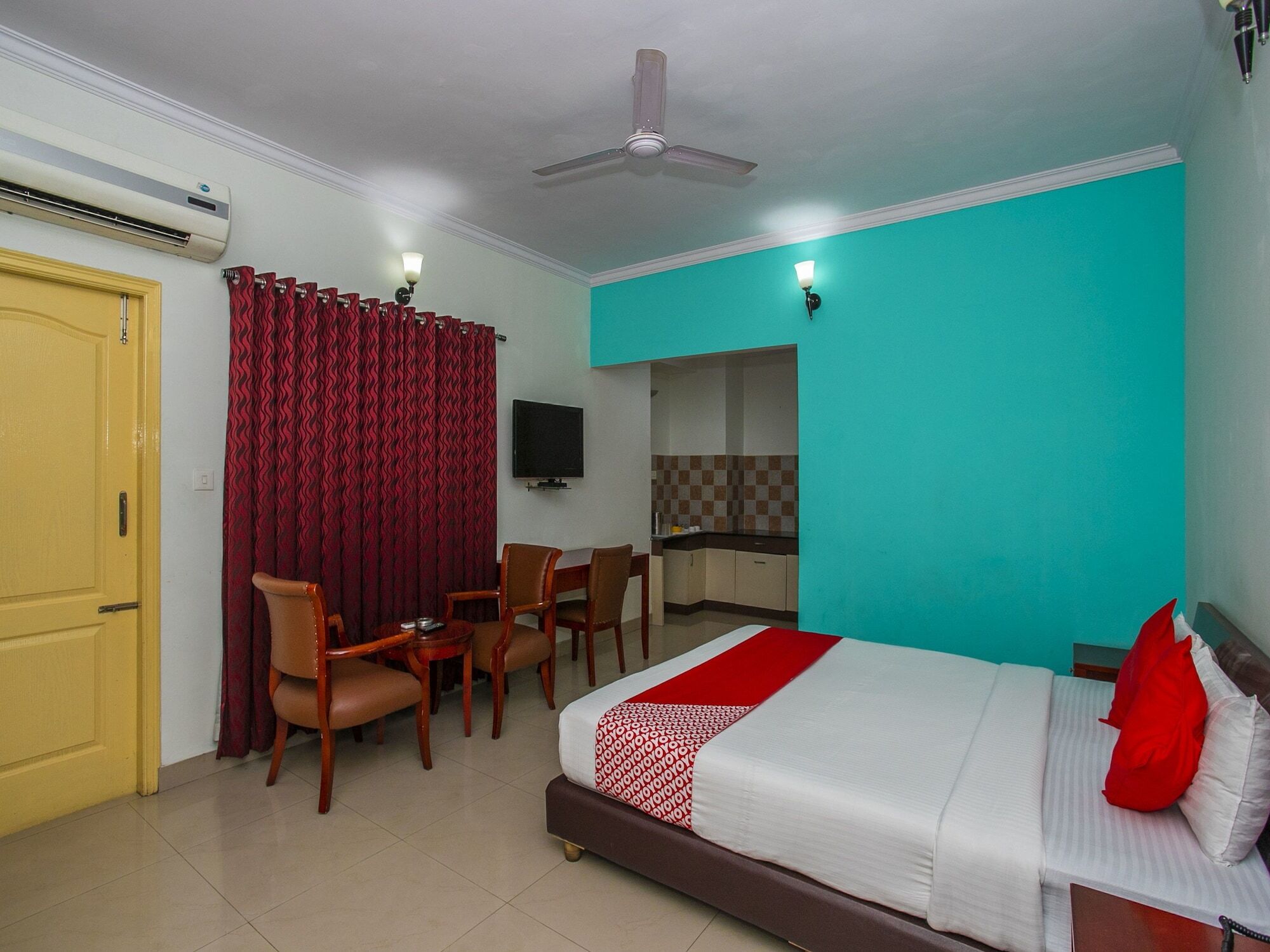 Oyo 23360 White Bricks Inn Bangalore Esterno foto
